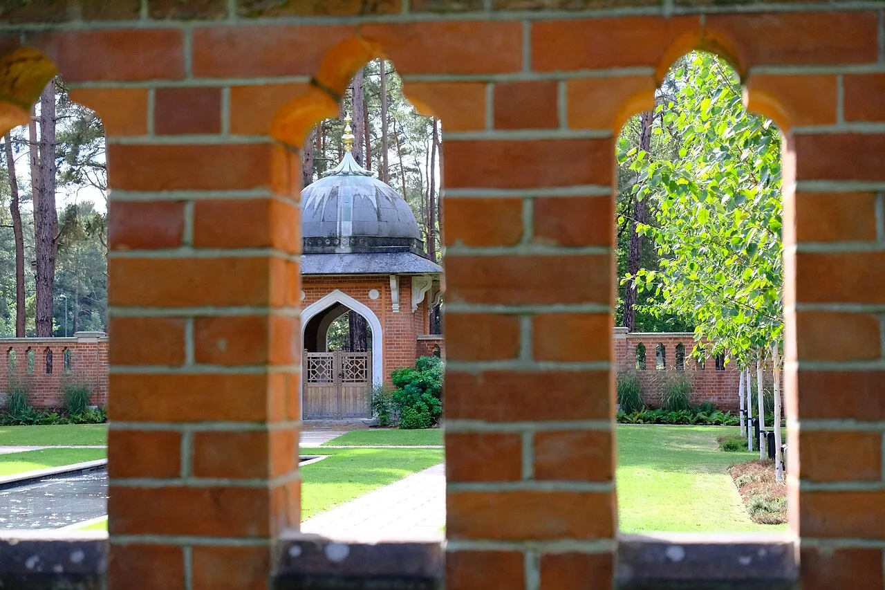 Gardens of Peace Muslim Cemetery — photograph