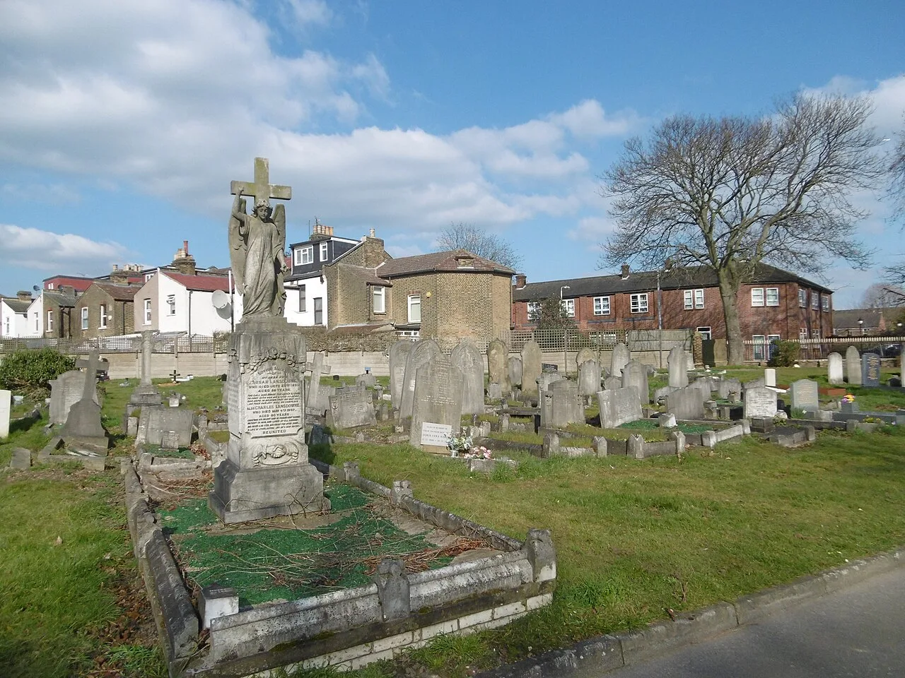 Manor Park Cemetery London — photograph