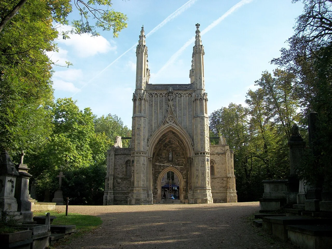 Nunhead Cemetery — photograph
